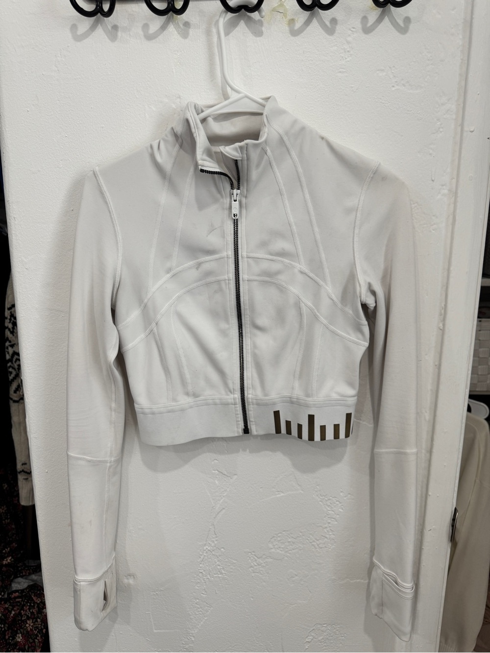 lululemon athletica White Cropped Zip Athletic Jacket - Picture 5 of 5